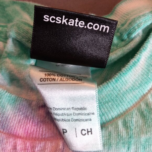 Santa Cruz Skateboards tie-dye shirt - Picture 3 of 11
